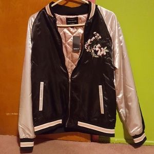 **NWT**! FOREVER 21 Cute/girly Satin Bomber Jacket